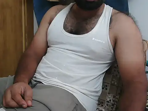 Snapshot of Tamil_Boy28 chatting on 28, 5, 2026 Tamil Boy28 online show from 28, 5, 2026