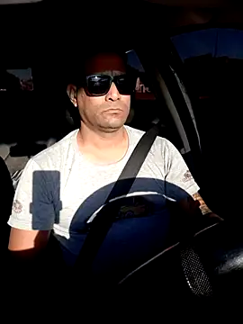 Snapshot of hecwil8 chatting on 2, 10, 2025 hecwil8 online show from 2, 10, 2025