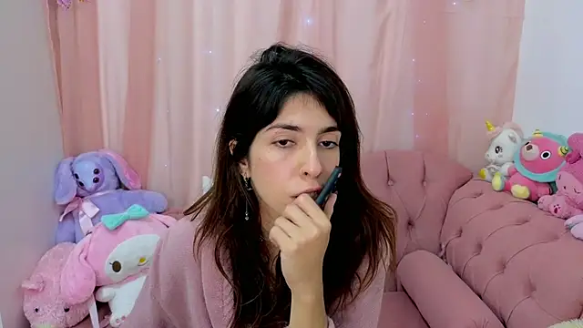 Snapshot of AuroraKatsy chatting on 6, 4, 2026 AuroraKatsy online show from 6, 4, 2026