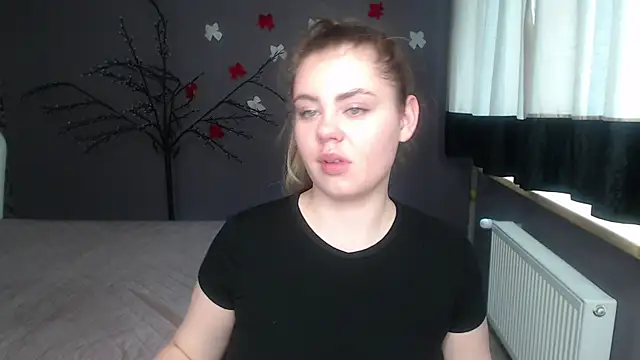 IsabellaBler online show from 10, 4, 2026