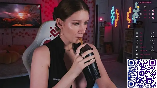 Snapshot of NataliaGonharova chatting on 23, 9, 2025 NataliaGonharova online show from 23, 9, 2025