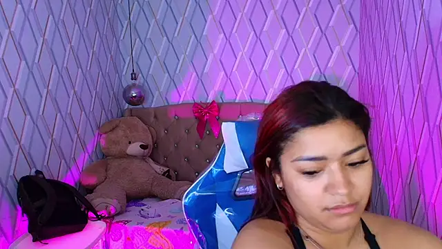 NicolleTaylor online show from 13, 1, 2026