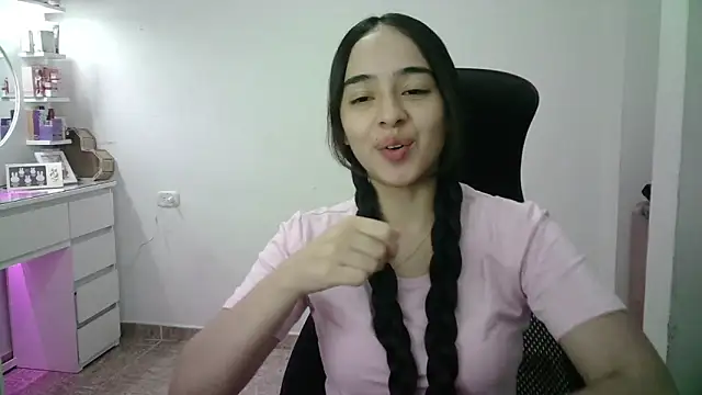 Snapshot of aineangeel chatting on 22, 4, 2026 aineangeel online show from 22, 4, 2026