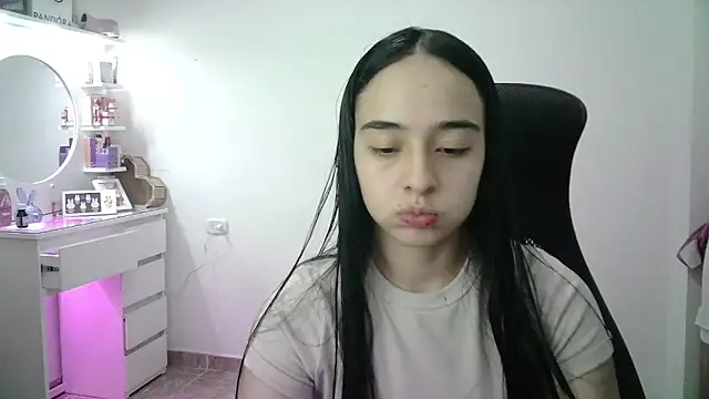 Snapshot of aineangeel chatting on 24, 4, 2026 aineangeel online show from 24, 4, 2026