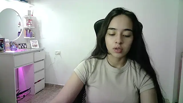 Snapshot of aineangeel chatting on 25, 5, 2026 aineangeel online show from 25, 5, 2026