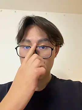 SrLuis18 online show from 5, 4, 2026