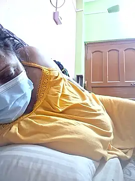 Snapshot of kunjan789 chatting on 2, 12, 2024 kunjan789 online show from 2, 12, 2024