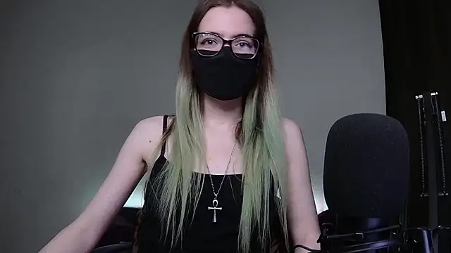 Snapshot of amber_candyfloss chatting on 18, 12, 2024 amber candyfloss online show from 18, 12, 2024