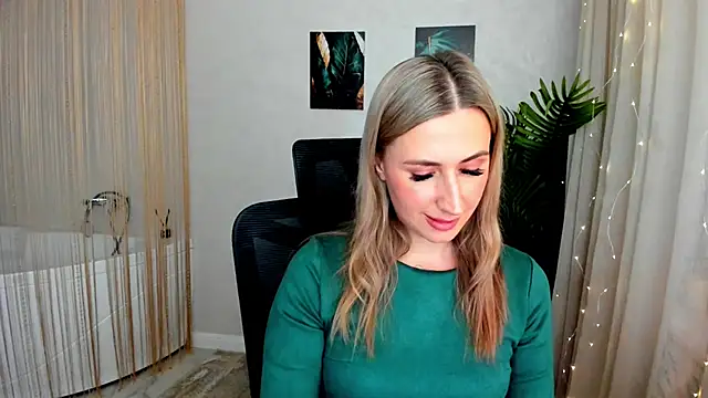 PassionGlow online show from 28, 2, 2025