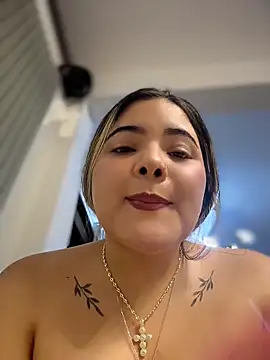 Snapshot of EVELIN_MASON chatting on 18, 5, 2026 EVELIN MASON online show from 18, 5, 2026