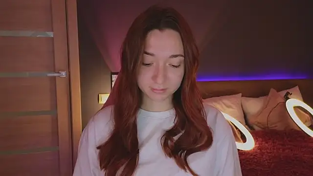 YasmineWest online show from 11, 9, 2025