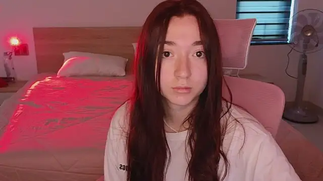 YasmineWest online show from 13, 4, 2026