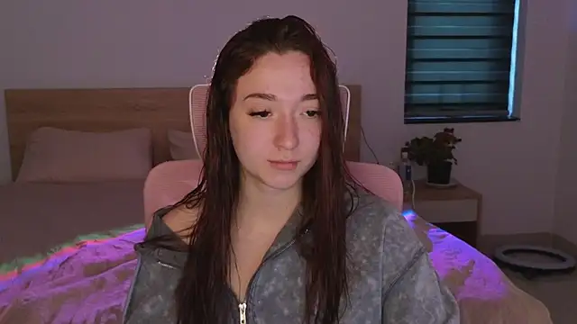 YasmineWest online show from 30, 5, 2026
