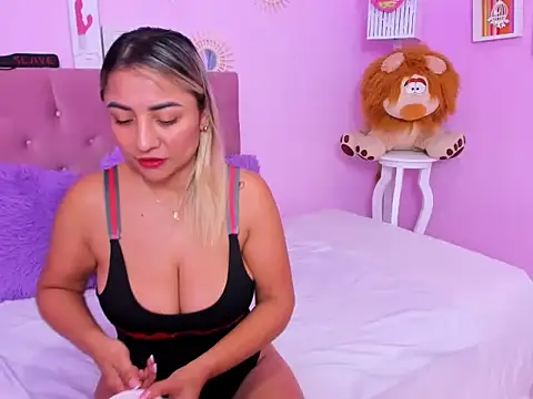 milf bigass  online show from 10, 4, 2026