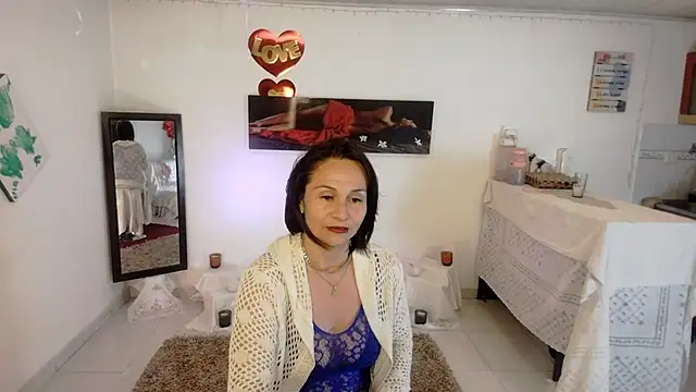 Snapshot of lollita_23_ chatting on 7, 5, 2026 lollita 23 online show from 7, 5, 2026