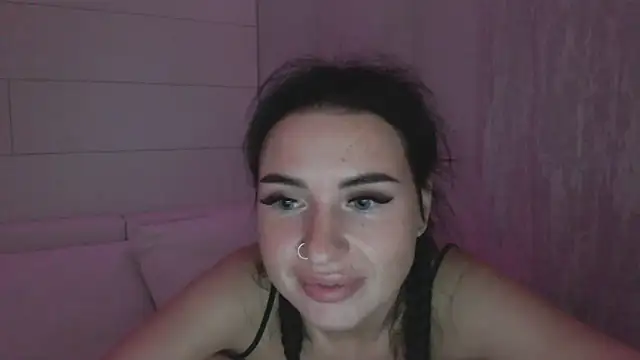 Snapshot of KristinSquirt chatting on 11, 10, 2025 KristinSquirt online show from 11, 10, 2025