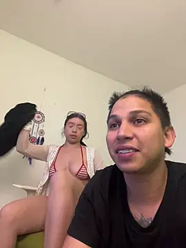 Snapshot of CoreAlejito chatting on 6, 5, 2026 CoreAlejito online show from 6, 5, 2026
