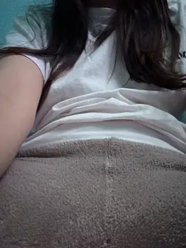 Snapshot of rossana99_ chatting on 19, 4, 2026 rossana99 online show from 19, 4, 2026