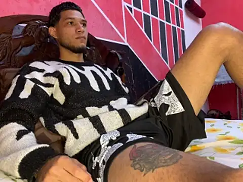 tanned boy online show from 16, 4, 2026