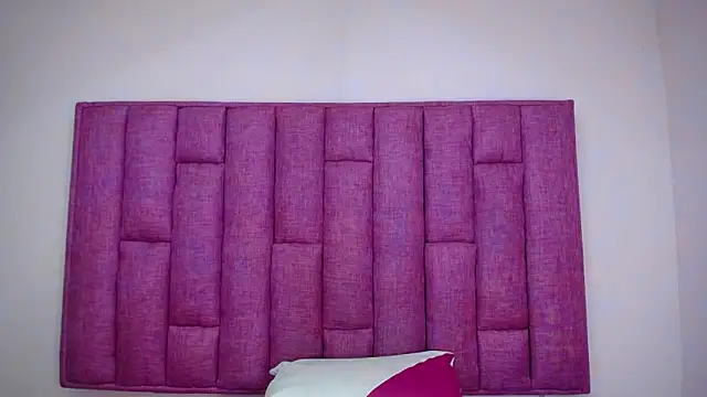 CrushOnMe  online show from 31, 10, 2025