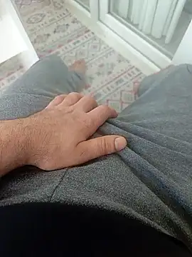 Lion323221 online show from 13, 4, 2026