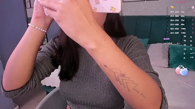 katherin smith  online show from 6, 1, 2025