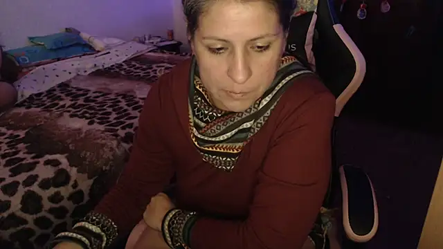 Snapshot of LucifernandaSw chatting on 5, 4, 2026 LucifernandaSw online show from 5, 4, 2026