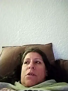 Snapshot of LucifernandaSw chatting on 17, 5, 2026 LucifernandaSw online show from 17, 5, 2026