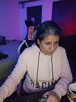 Snapshot of LucifernandaSw chatting on 20, 5, 2026 LucifernandaSw online show from 20, 5, 2026