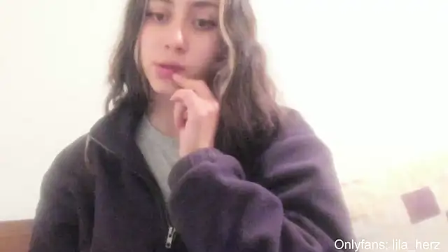 Snapshot of Liherz chatting on 21, 12, 2024 Liherz online show from 21, 12, 2024