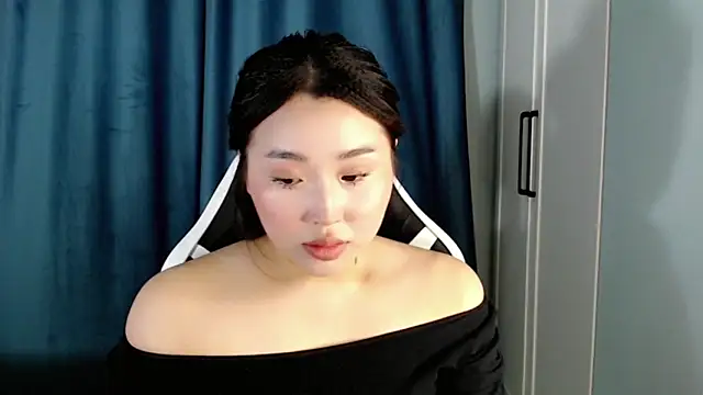 Snapshot of ichiben chatting on 8, 3, 2025 ichiben online show from 8, 3, 2025