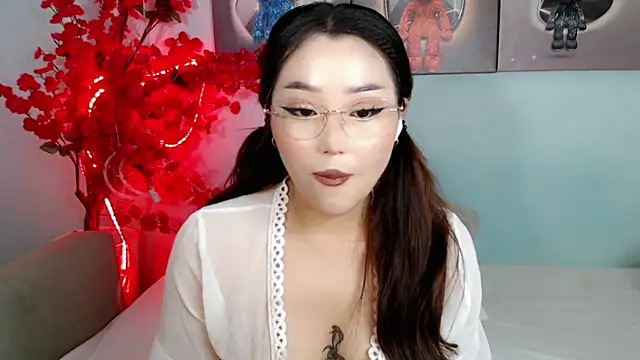Snapshot of ichiben chatting on 28, 5, 2026 ichiben online show from 28, 5, 2026