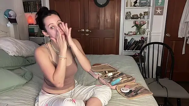 Snapshot of cutelittlemama0418 chatting on 25, 9, 2025 cutelittlemama0418 online show from 25, 9, 2025