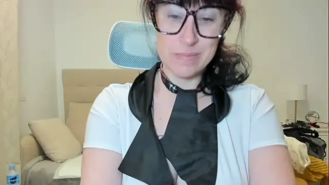 Snapshot of emmita69_ chatting on 16, 2, 2026 emmita69 online show from 16, 2, 2026