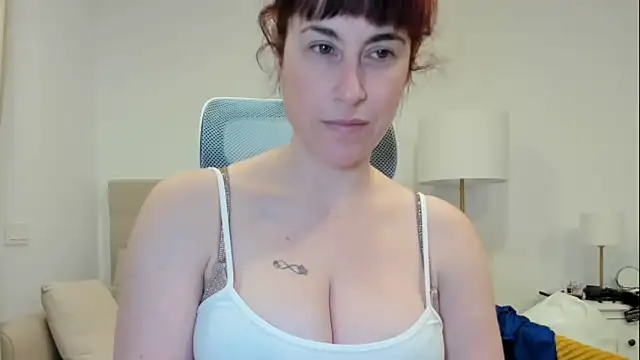 Snapshot of emmita69_ chatting on 26, 2, 2026 emmita69 online show from 26, 2, 2026