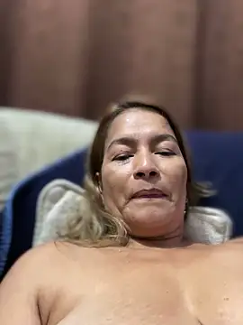 Snapshot of Jlo_69 chatting on 2, 2, 2025 Jlo 69 online show from 2, 2, 2025