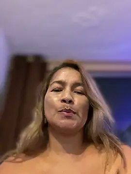 Snapshot of Jlo_69 chatting on 4, 2, 2025 Jlo 69 online show from 4, 2, 2025