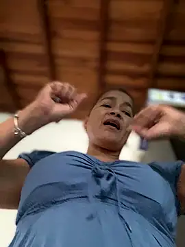 Snapshot of Jlo_69 chatting on 1, 10, 2025 Jlo 69 online show from 1, 10, 2025