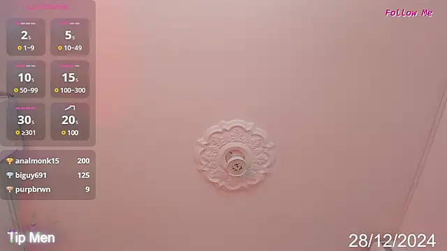 Karoline Marin online show from 28, 12, 2024