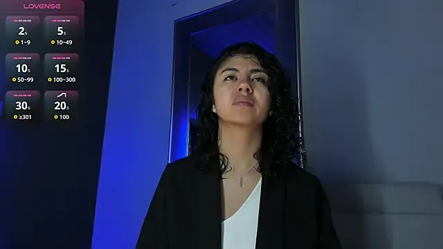 Amareto  online show from 8, 11, 2025