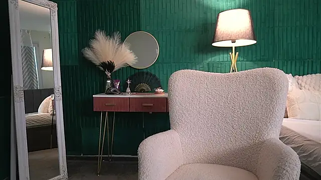 Snapshot of HaileyMoonn chatting on 27, 4, 2026 HaileyMoonn online show from 27, 4, 2026
