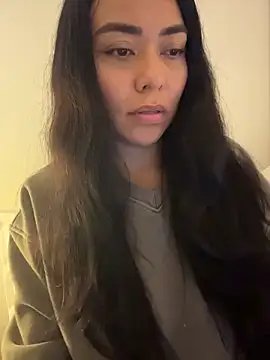 PetitLumiere online show from 4, 2, 2026