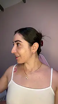 Victoria-And1 online show from 17, 12, 2025