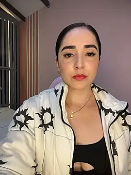 Victoria-And1 online show from 3, 2, 2026