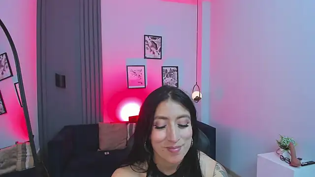 kira moon   online show from 19, 3, 2026