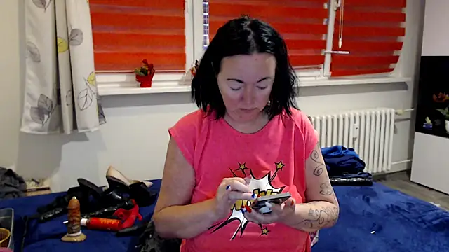 Snapshot of Alexie33 chatting on 26, 5, 2026 Alexie33 online show from 26, 5, 2026
