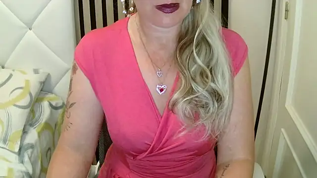 xxNoeliaxx online show from 5, 3, 2026