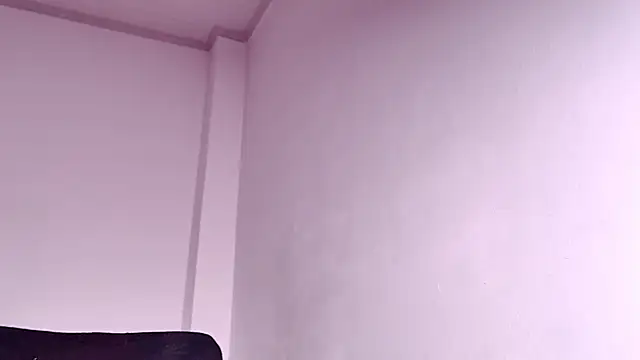 Snapshot of caarlywhitee chatting on 3, 3, 2026 caarlywhitee online show from 3, 3, 2026