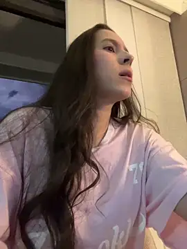 LittleDoll    online show from 11, 11, 2025