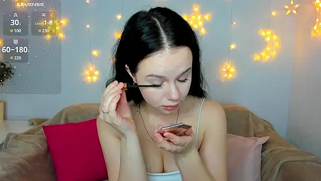 Lori  Hell online show from 18, 1, 2025